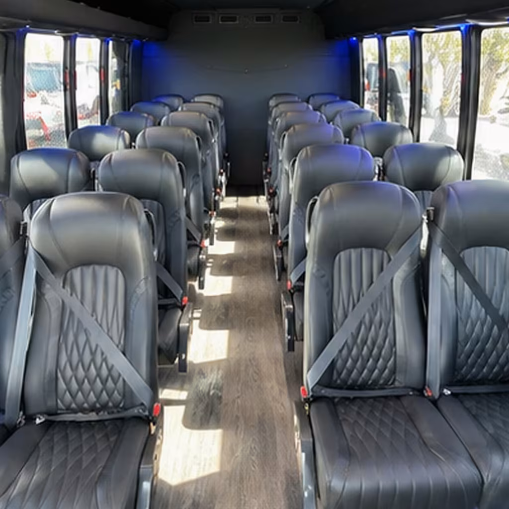 cincinnati 15 passenger minibus rental