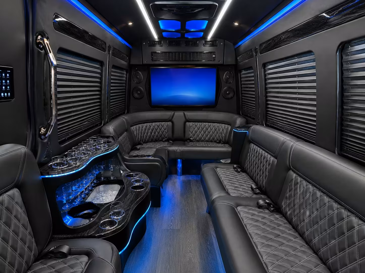 corporate event bus rentals in cincinnati