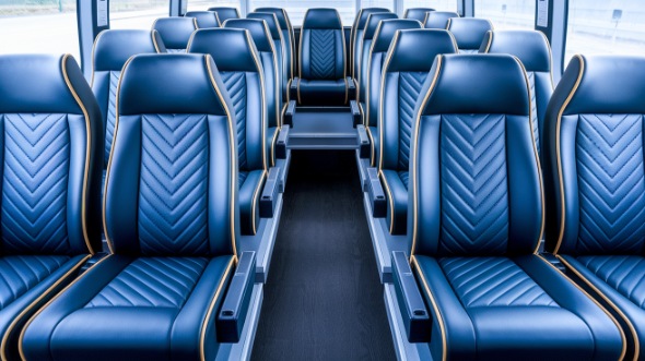 cincinnati 18 passenger minibus rental
